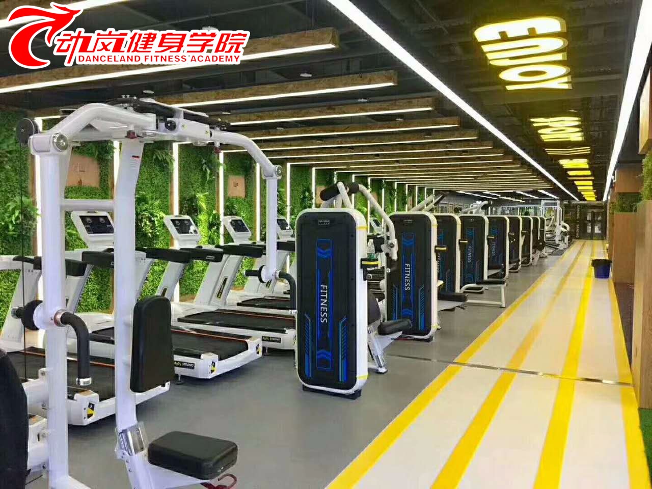 動(dòng)嵐健身全國連鎖店裝修風(fēng)格展示